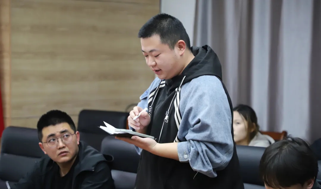 4.webp.jpg 4.webp.jpg