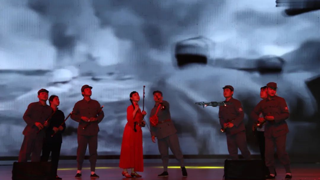 我校举办“学习二十大,永远跟党走,奋进新征程”校园文化艺术节动态展 第 14 张 我校举办“学习二十大,永远跟党走,奋进新征程”校园文化艺术节动态展 第 14 张