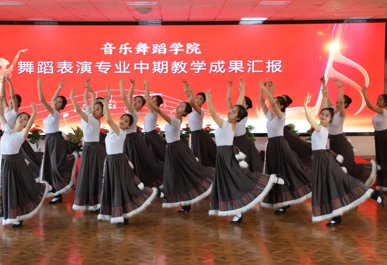 音乐舞蹈学院举办中期教学成果汇演 第 8 张