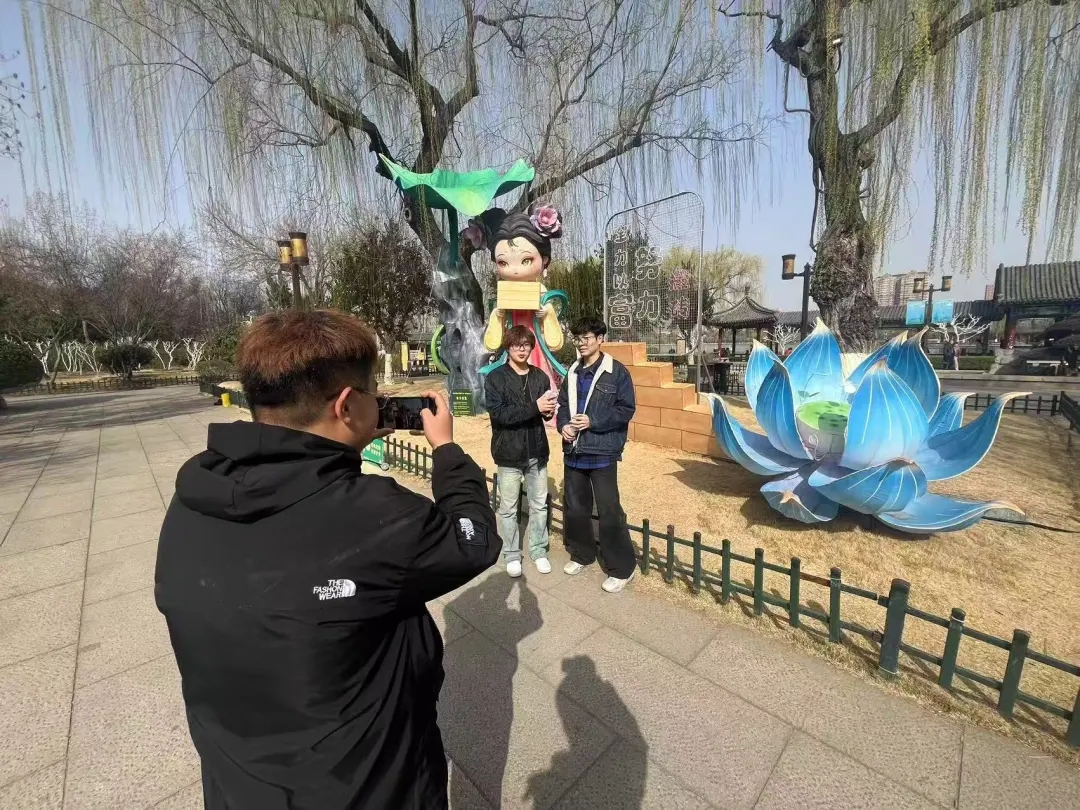 2.webp.jpg 2.webp.jpg