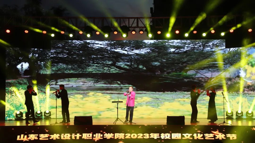 我校举办“学习二十大,永远跟党走,奋进新征程”校园文化艺术节动态展 第 7 张 我校举办“学习二十大,永远跟党走,奋进新征程”校园文化艺术节动态展 第 7 张