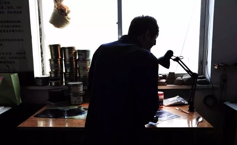 山设的“刀锋战士”刀笔相伴 印刻岁月—访田百顺教授